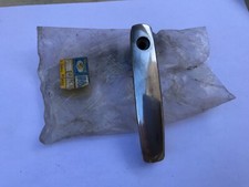 poignée de porte avant droite