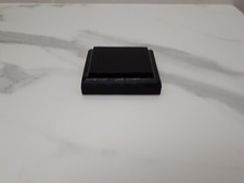 socle en bois noir brillant  pour figurine ou maquette 7,4 x 6,3 cm