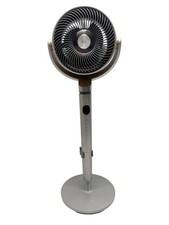 Ventilateur sur pied