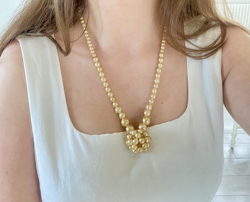Collier sautoir ancien - -,