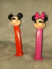 2 pc lot: Minnie Mouse And