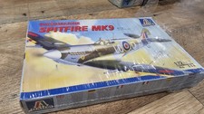 Maquette Avion 1/72 Italeri  Spitfire Supermarine Mk9