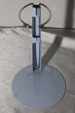 Socle/support pour poupée