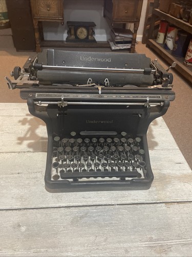 Vintage underwood typewriter - vintage,
