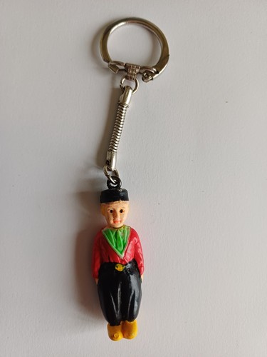 Porte clé figurine 5 - porte, (