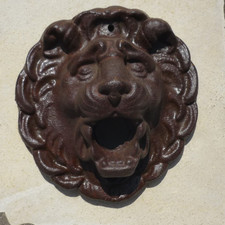 Mascaron en fonte en forme de tête de lion pour fontaine