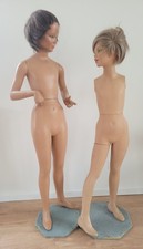 2 ​Jolis mannequins Vintage