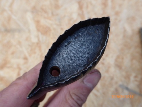 Emporte piece outil ancien - piece,