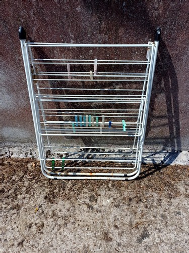 Petit étendoir linge - à,