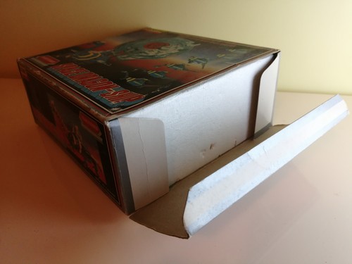 Jouet 1980 dragon vendu - vendu, avec