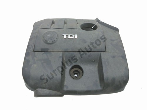 Cache moteur superieur - cache,