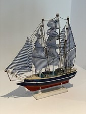 Maquette Bateau A Voile Bois Ancienne