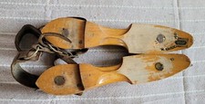ANCIENS PATINS A GLACES EN