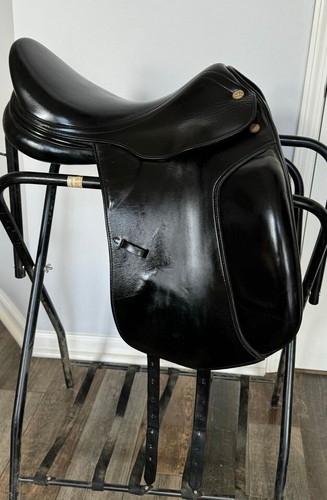 Prestige dressage saddle - prestige,