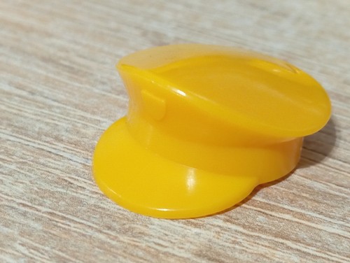 Playmobil casquette jaune - playmobil,