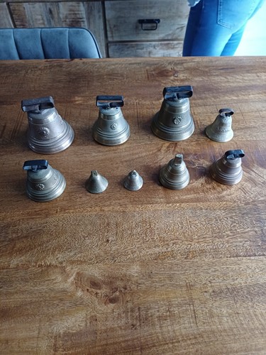 Lot sonnaille cloche - , en