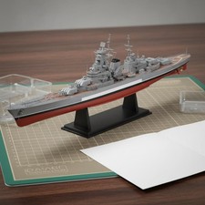 Maquette de Navire de Guerre