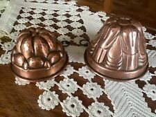 Lot de 2 anciens moules à gâteaux en cuivre.Anneau pour suspendre.Occasion.