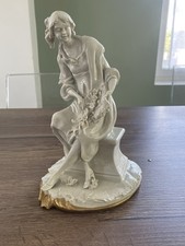 Ancienne figurine en