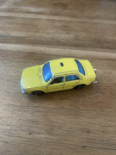 1983 majorette renault no - 18,