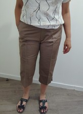 Pantacourt neuf taille 46