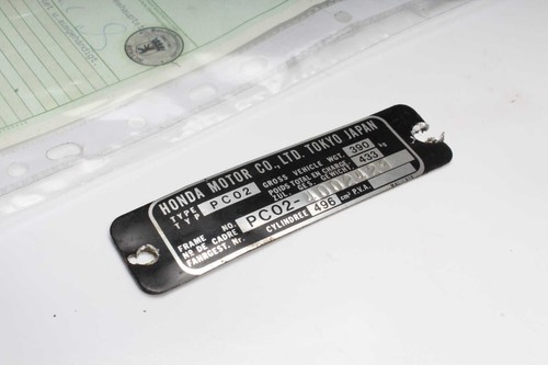 Plaque signalétique papiers