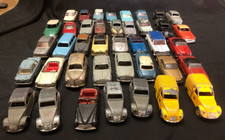lot de 39 dinky toys et 1 CIJ
