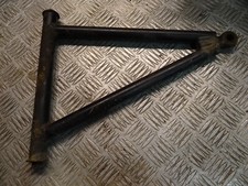 triangle avant droit quad polaris 330 trail boss ou quad polaris 330 ATP