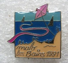 Pin's Ville de France MALO LES BAINS 1991 mer Cerf Volant Bateau #E3