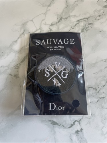 Pin dior sauvage - dior,