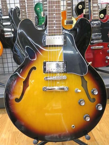 Guitare semi acoustique - guitare, semi-acoustique