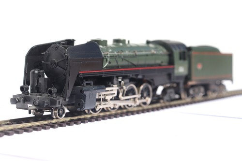 Locomotive vapeur 141 r - à,