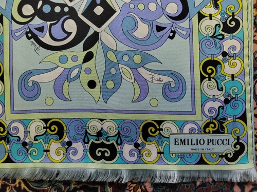 Nwot foulard soie emilio - soie,