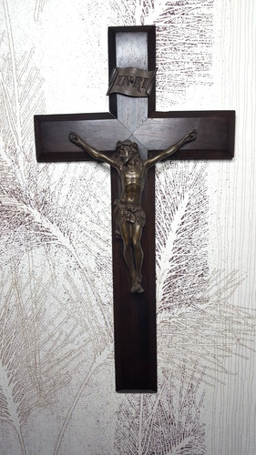 Grand crucifix croix bois - croix,