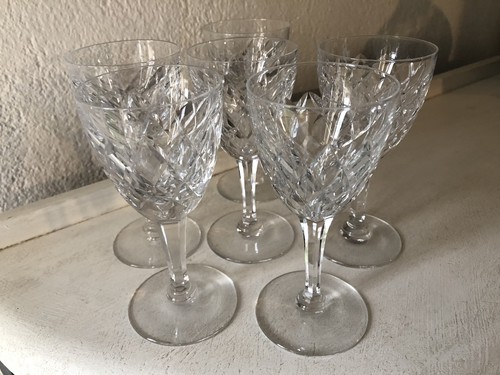 Verres vin en cristal - À,
