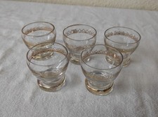 Lot de 5 anciens petits Verres