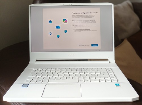 Acer conceptd cn715 15 - conceptd, -15"