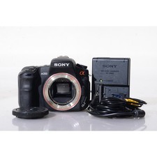 Sony Alpha 200 - A200 10.2MP