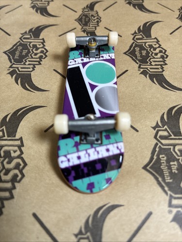 Plan skateboards ryan - plan,