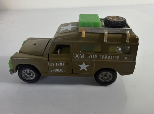 Vintage mebetoys land - land, rover