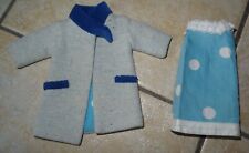 Bel ensemble ancien, robe avec son manteau taille Bleuette