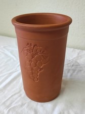 Brique à vin, Rafraîchissoir en Terre cuite brute avec Grappe de raisin