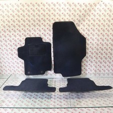 Set 4 Tapis Peugeot 1007 Cod