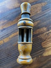 Ancienne boucheuse à main bois, embouteilleuse, outils de vigneron, France 1950