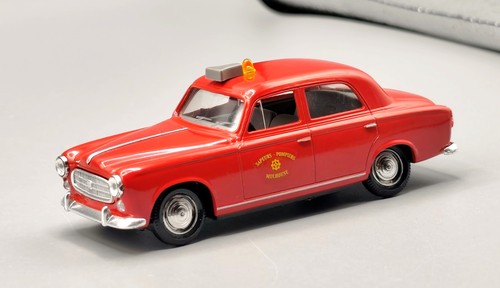 Solido peugeot 403 - 1:43,