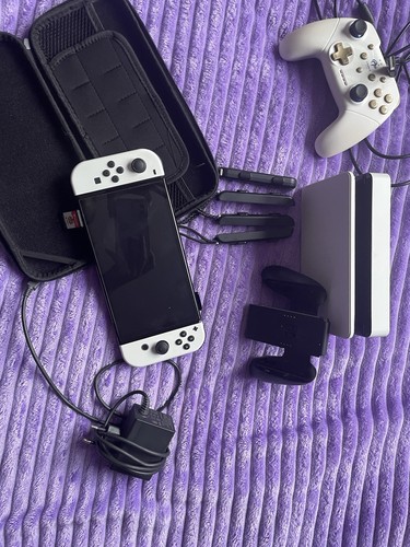 Nitendo switch - nitendo,