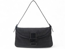 SAC A MAIN FENDI BAGUETTE 8BR002 EN TOILE MONOGRAMME ZUCCA NOIR HAND BAG 3000€