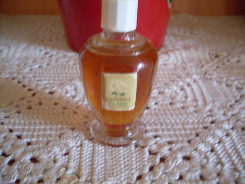Petit flacon parfum - de,
