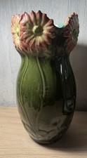 Vase Art Nouveau en barbotine