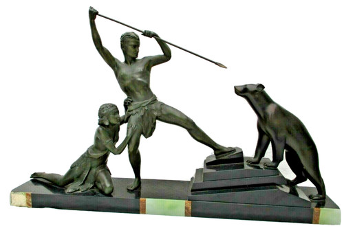 Sculpture chasseur ours blanc